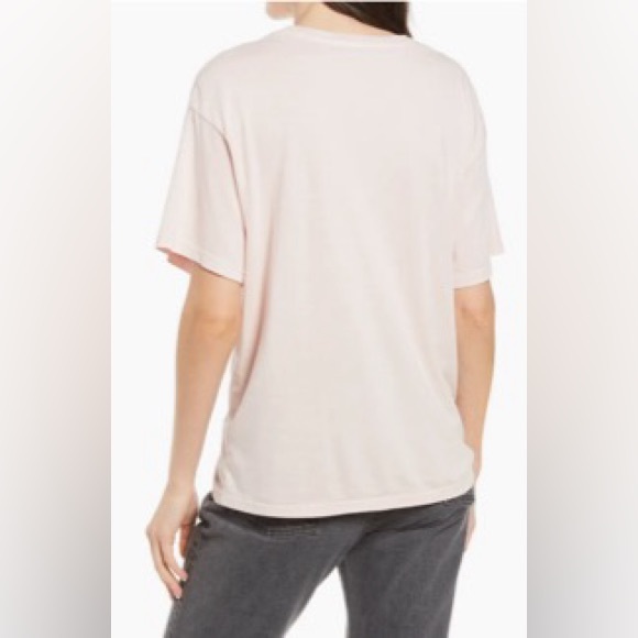 Daydreamer Rolling Stones Flower Tongue Boyfriend Graphic Tee. Size Large. - Picture 2 of 6